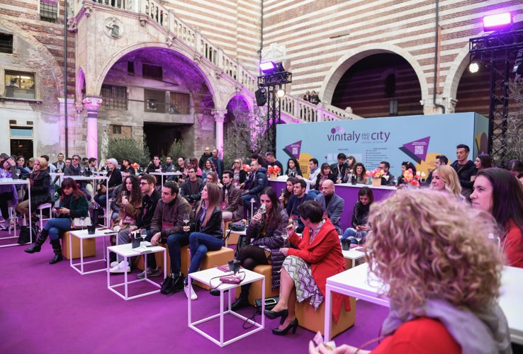 WINE SPEECH ALLO STAND SARDEGNA:  VINI DI NICCHIA, ESPERIENZE SPECIALI
