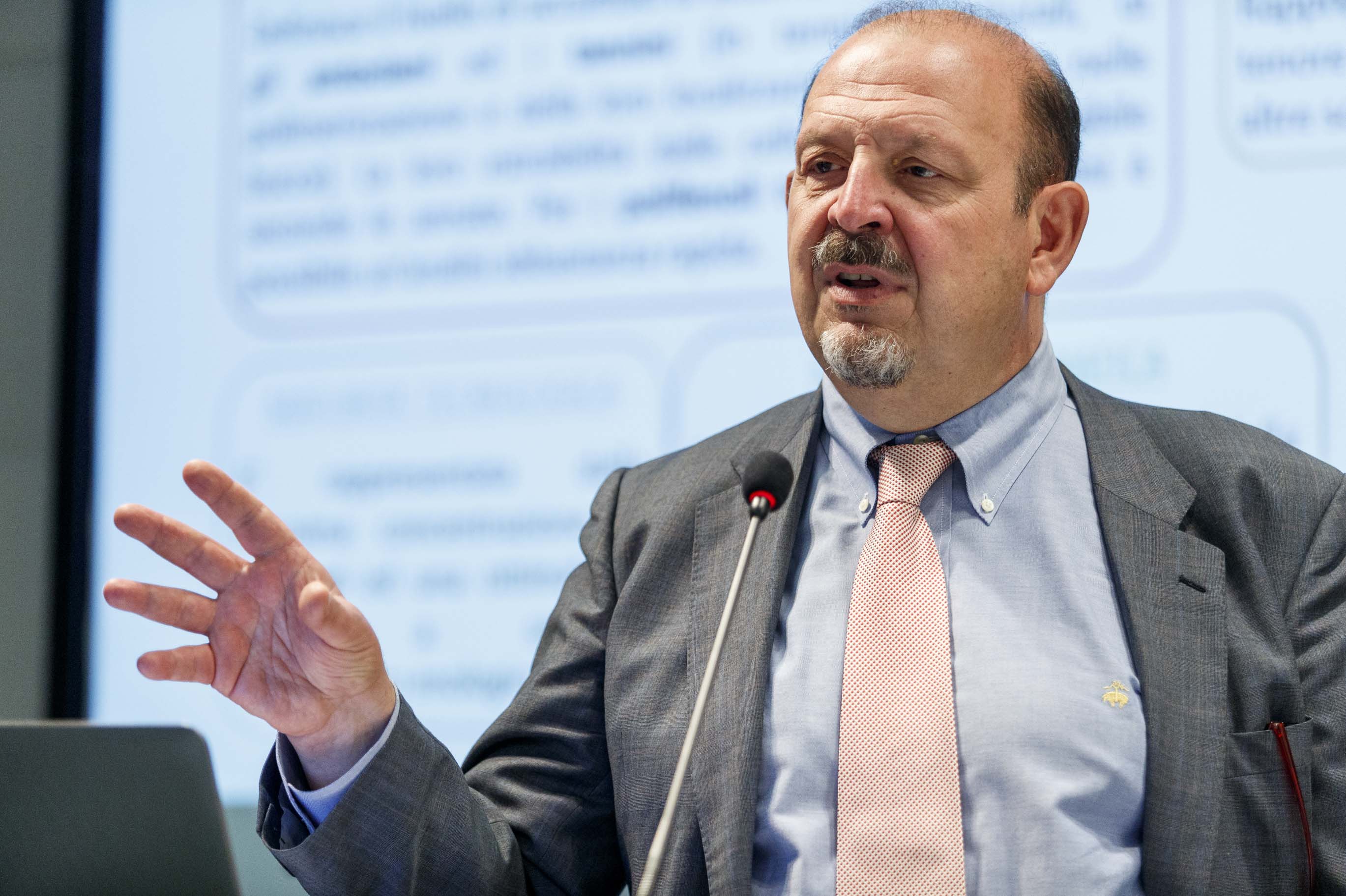 Speaker - Lucio Brancadoro