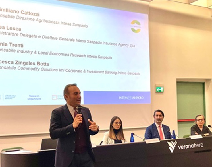  Intesa Sanpaolo's Agribusiness Department at Vinitaly