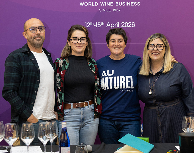 Blind tasting Pinot Noir vs. Nebbiolo – how to recognize the difference 