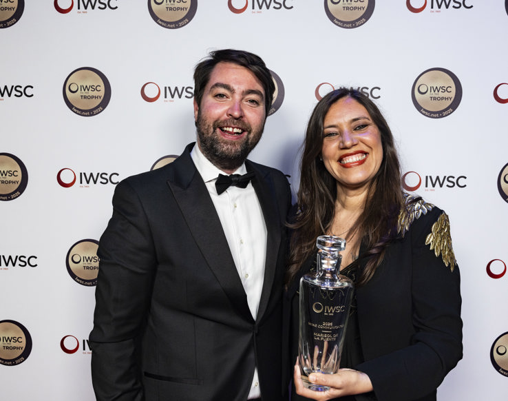 Vinitaly celebrates Marisol de la Fuente, winner of the IWSC Wine Communicator Trophy 2026